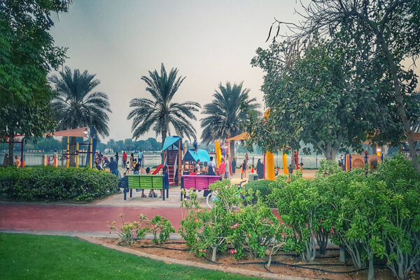 Al Barsha pond Park