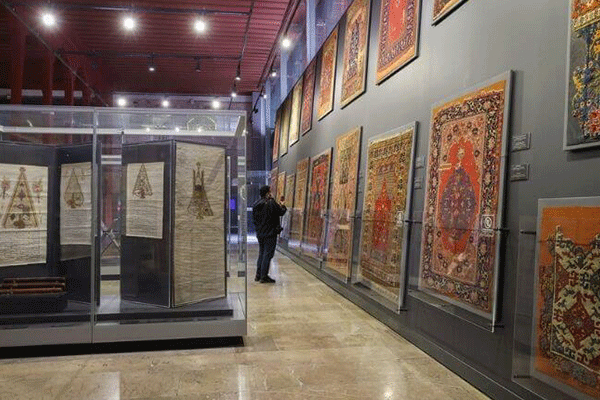 Artifacts and items that are on display in Istanbul's Carpet Museum