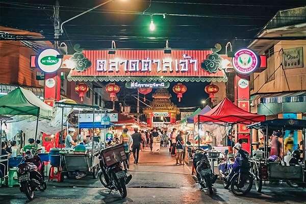 San Chao Market (Surat Thani Night Market)
