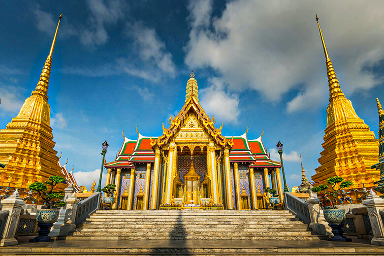 Wat Phra Kaew Temple, Bangkok, Thailand