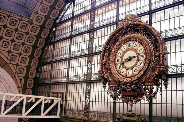 The stunning clock of MusÃ©e d'Orsay
