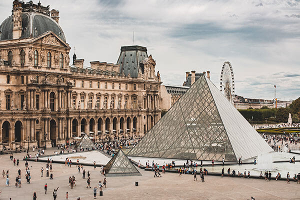 Top 1️⃣0️⃣ Interesting facts about the Louvre Museum 🏛️🖼️