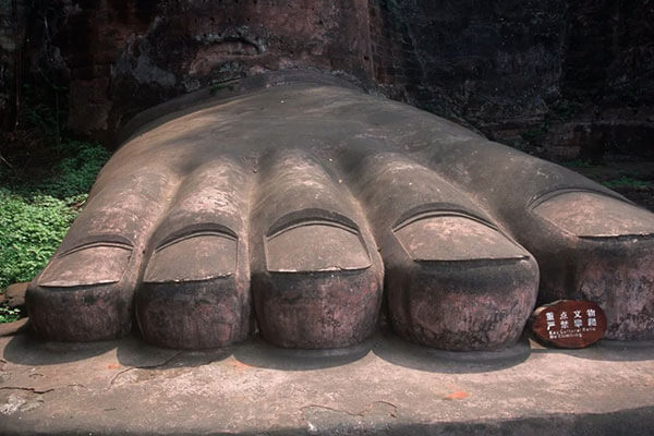 The drainage system in the Leshan Buddha statue