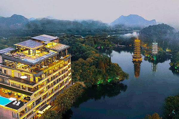 Hotels near Li River