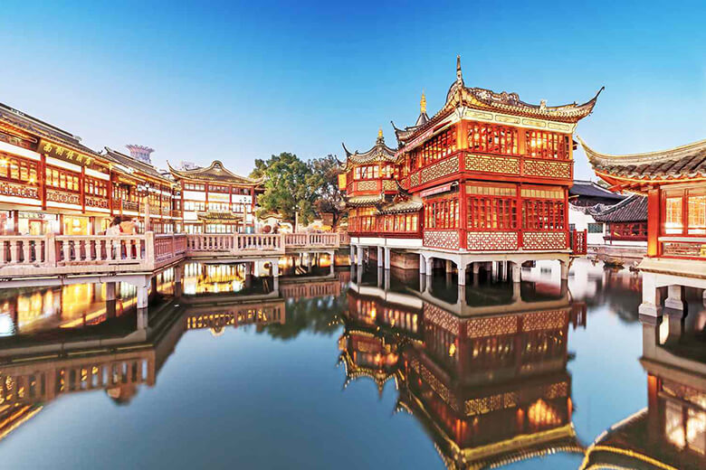 Yuyuan Garden: A 400-Year-Old Oasis in Shanghai
