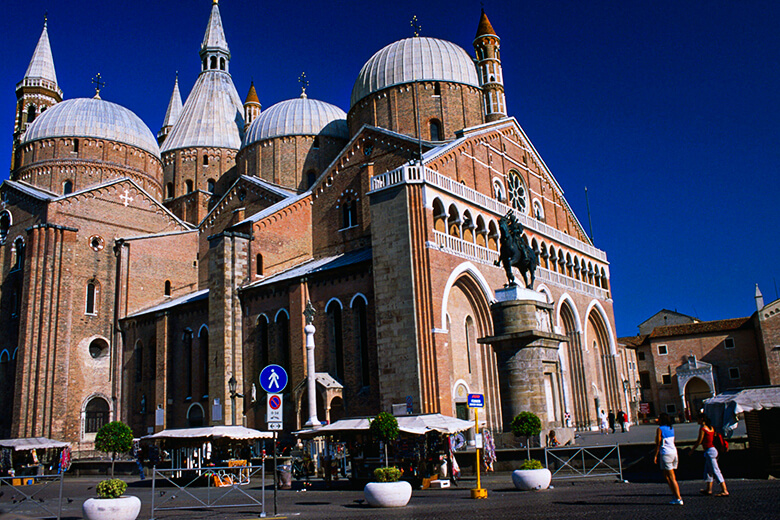 Padua: A City of Art, Architecture, and Religious Significance