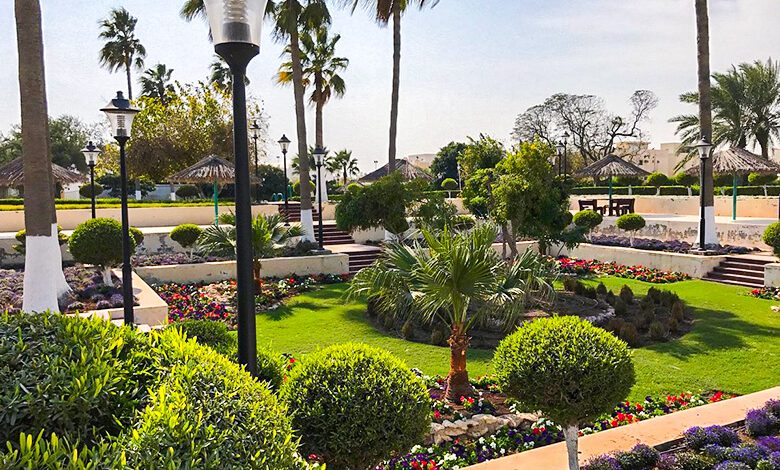 Al Wakrah Public Garden: A Picturesque Oasis in the Desert