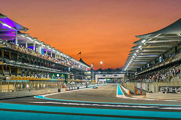 Highlights and unique features of YAS Marina Circuit