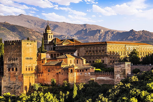 The University of Granada: A Centre of Learning and Innovation