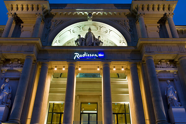Radisson Blu Hotel (4-star tourist hotel)