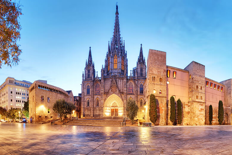 Barcelona Gothic Quarter: Top 11 Must-See Places