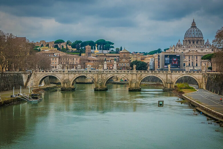 Tiber River in Italy: A Deep Dive into Rome’s Lifeline