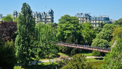 Rediscover Paris with Parc des Buttes Chaumont