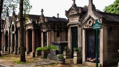 A Tale of Love & Tragedy: Abelard & Heloise at Père Lachaise